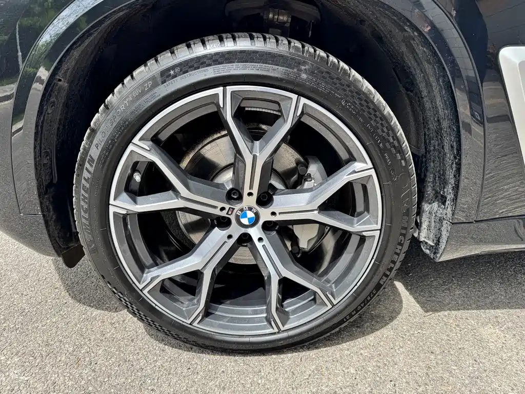 BMW X5 2025 — фото 22