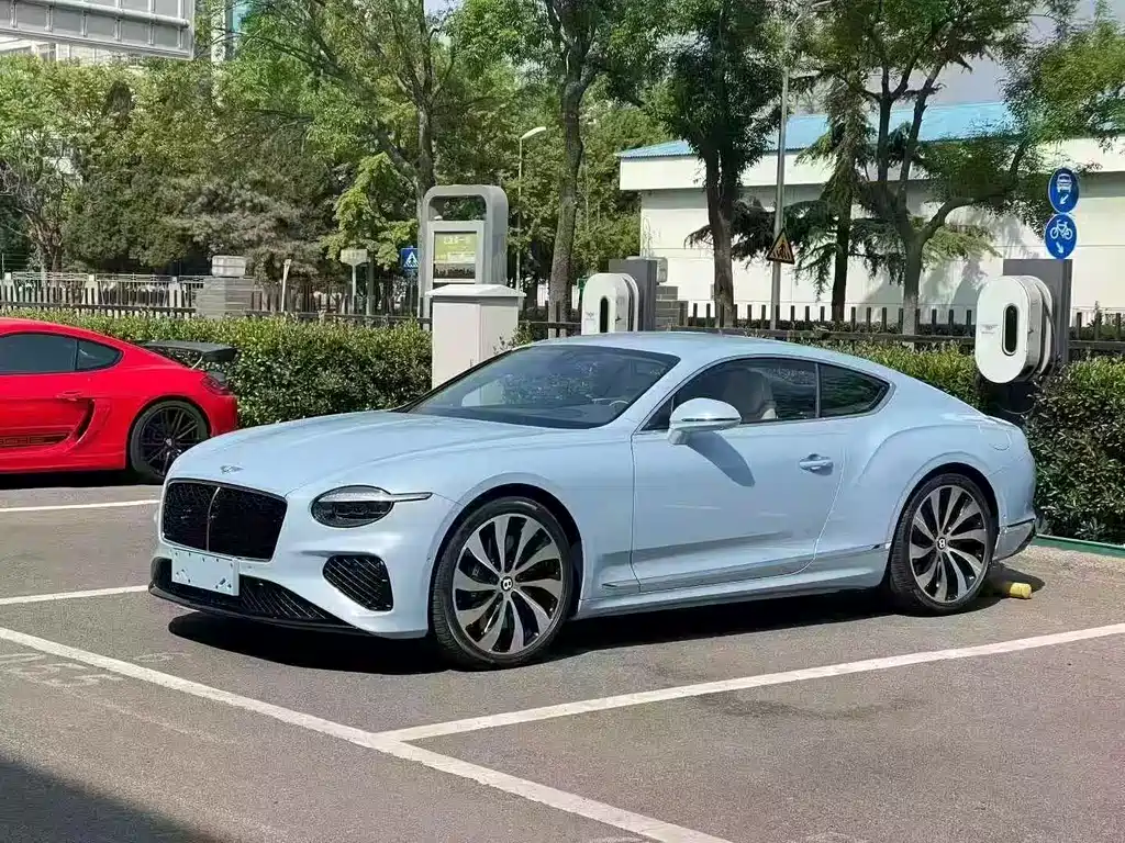 Bentley Continental — фото 1