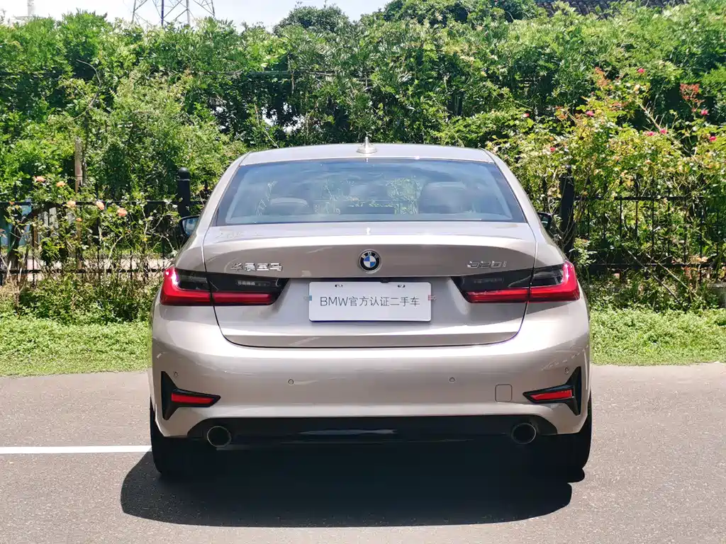 BMW 3 Series 2022