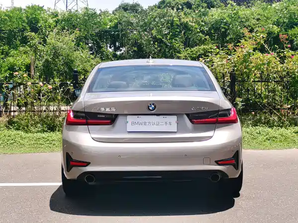 BMW 3 Series 2022