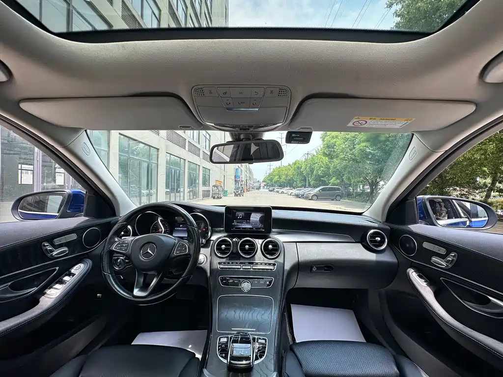 Mercedes-Benz C-Class 2017 — фото 11