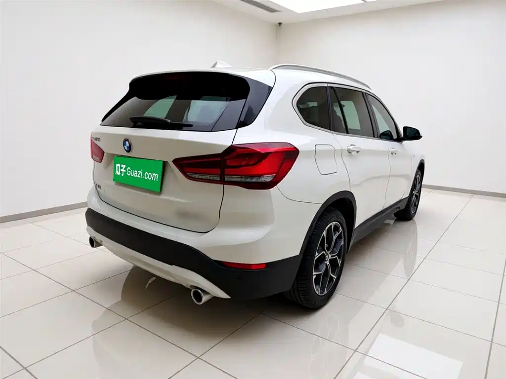 BMW X1 2022 — фото 6
