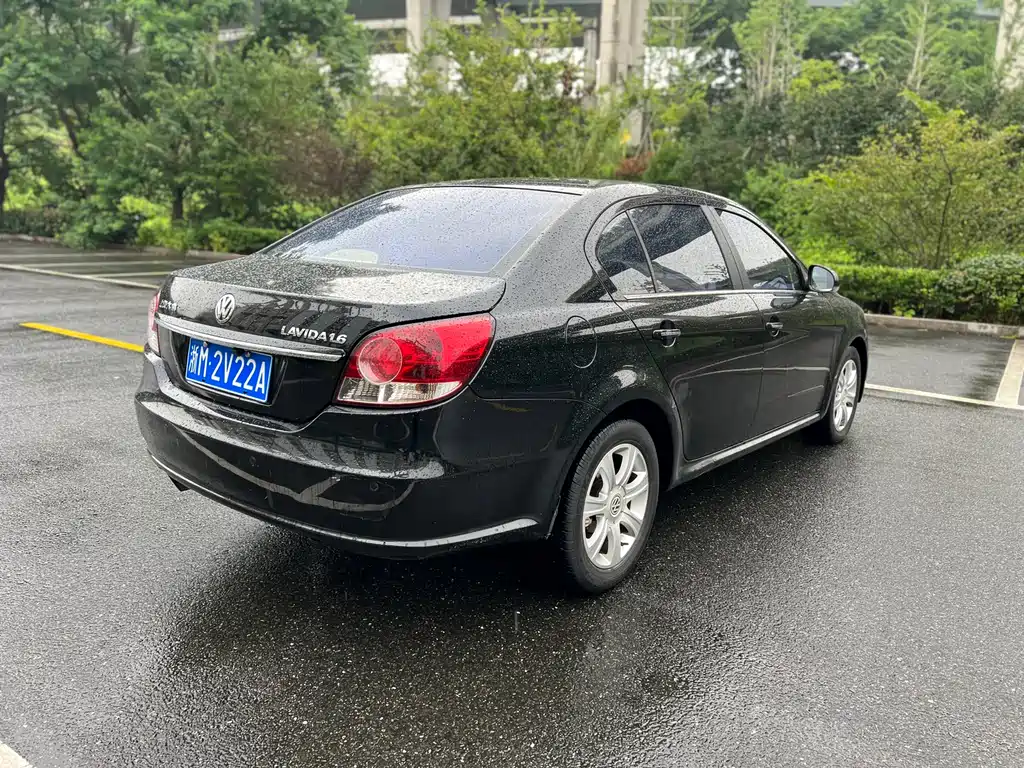 Volkswagen Lavida 2010