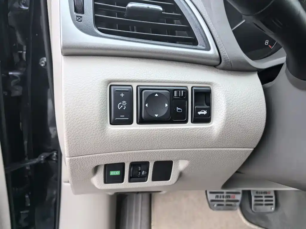Nissan Sylphy 2013 — фото 18