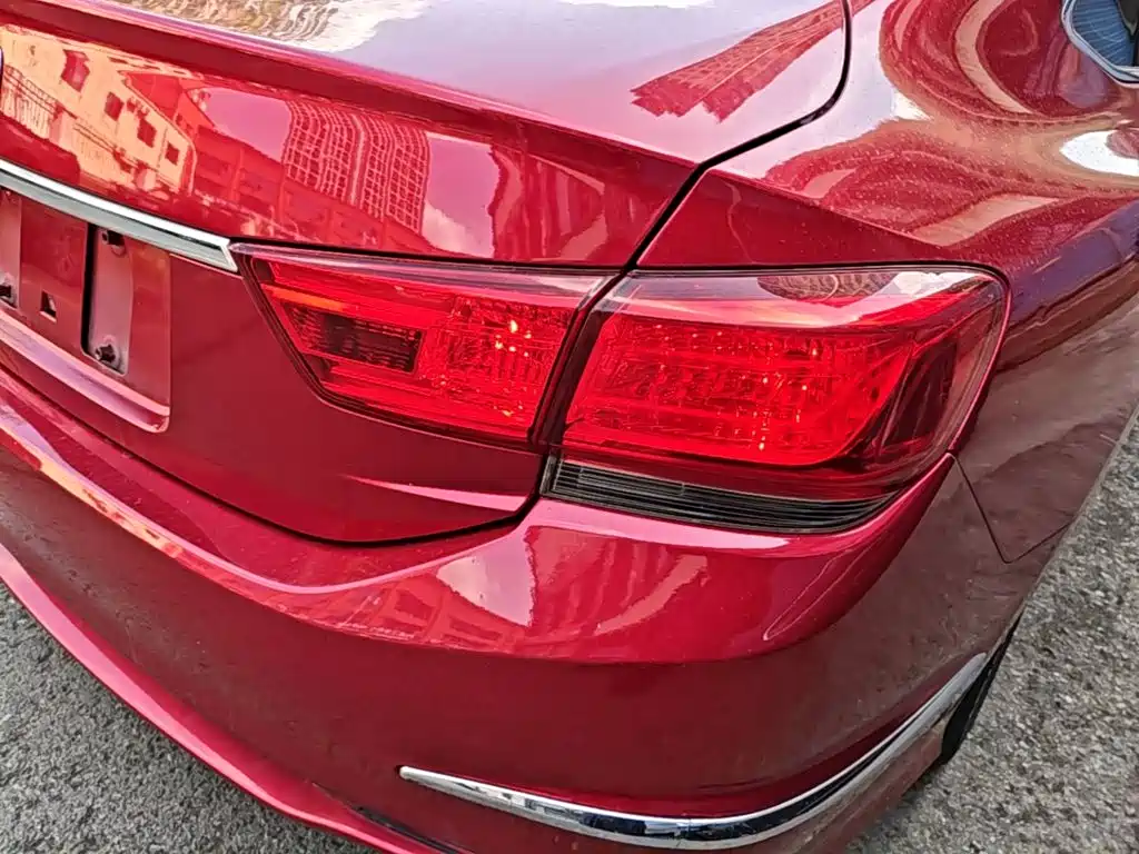 Honda Spirior 2015 — фото 8
