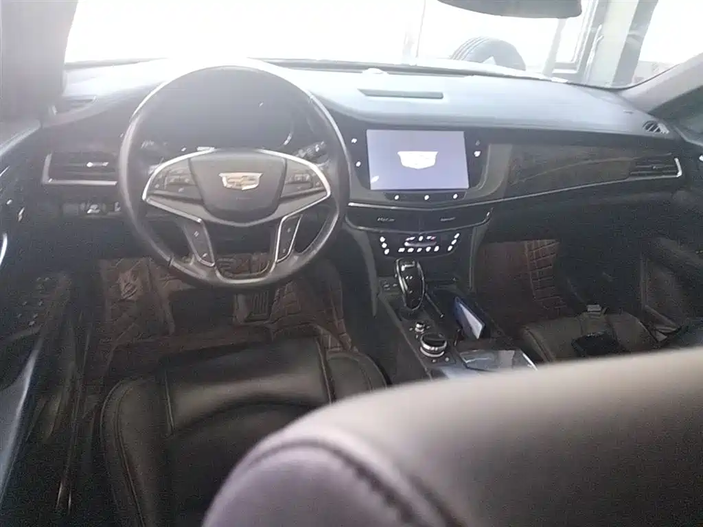 Cadillac CT6 2023 — фото 10