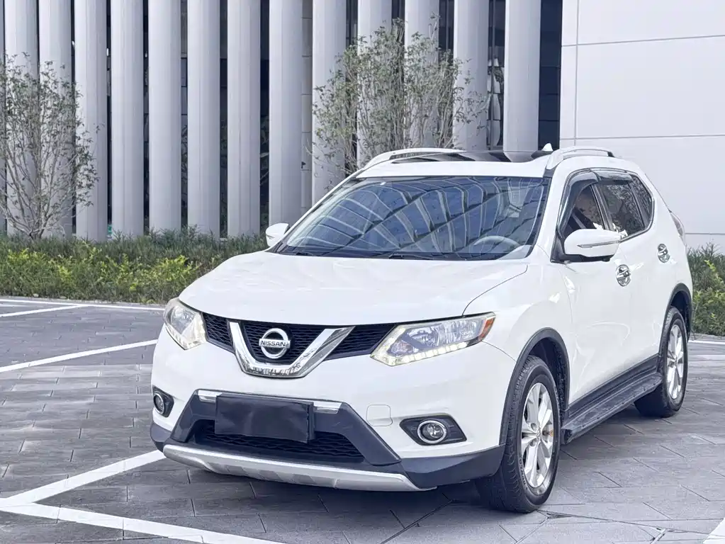 Nissan X-Trail 2014 — фото 1