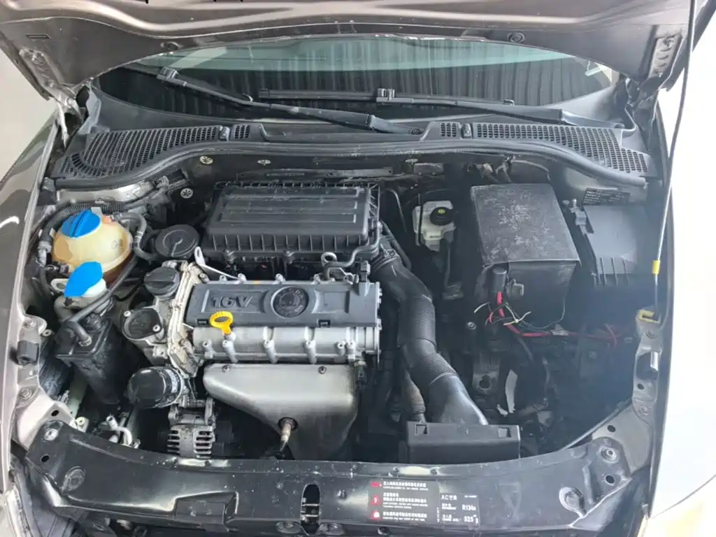 Skoda Octavia 2015 — фото 20