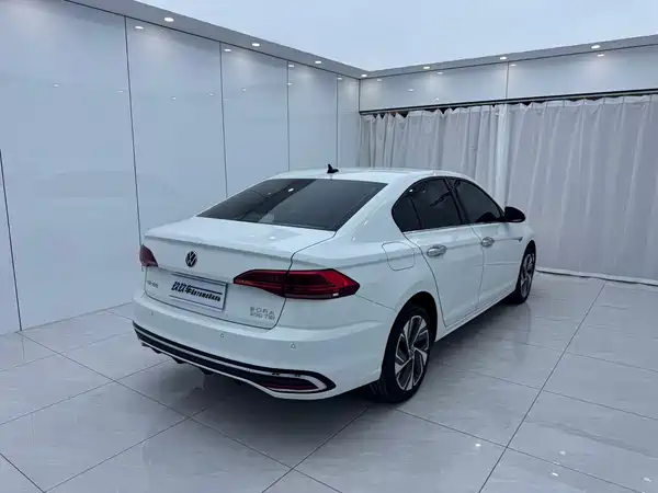 Volkswagen Bora 2023