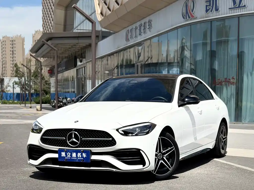 Mercedes-Benz C-Class 2025