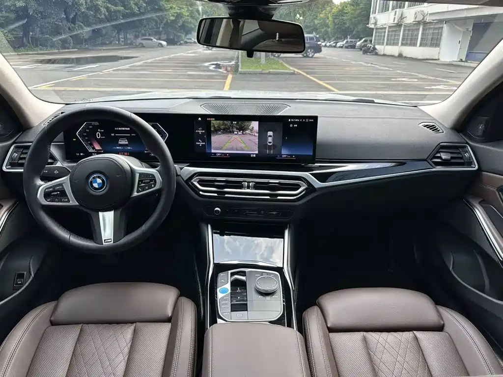 BMW i3 2022 — фото 11