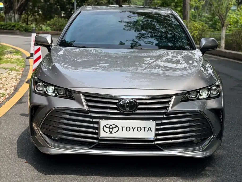 Toyota Avalon 2020 — фото 2