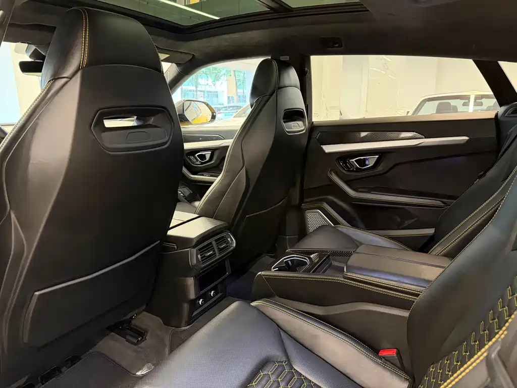 Lamborghini Urus 2019