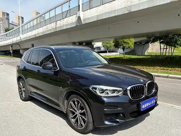 BMW X3 2021