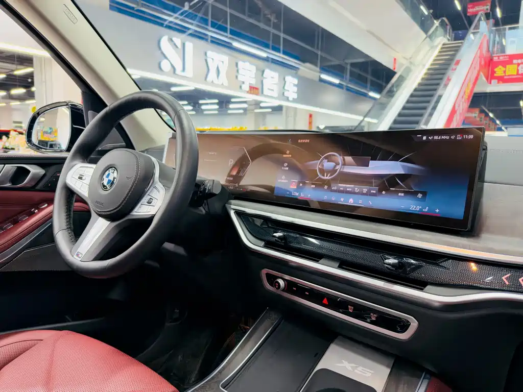 BMW X5 2025 — фото 13