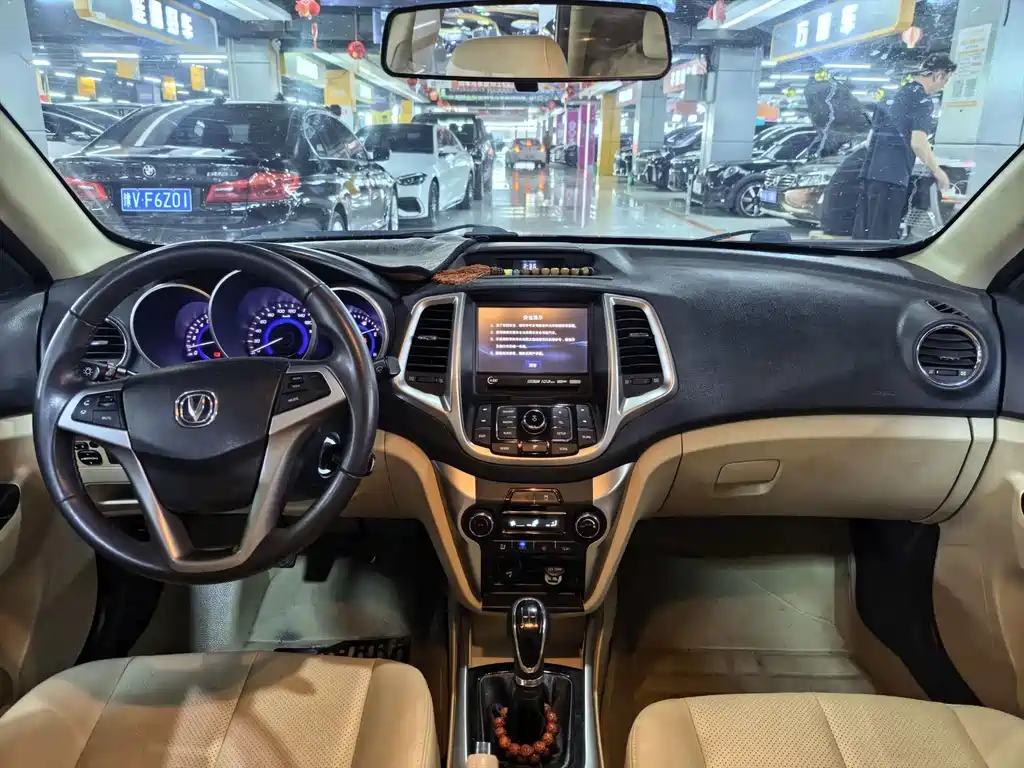 Changan Eado 2015