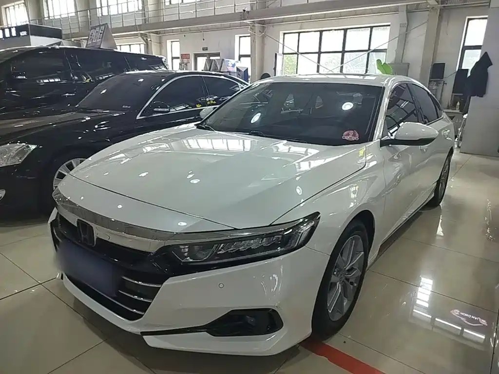 Honda Accord 2023 — фото 2
