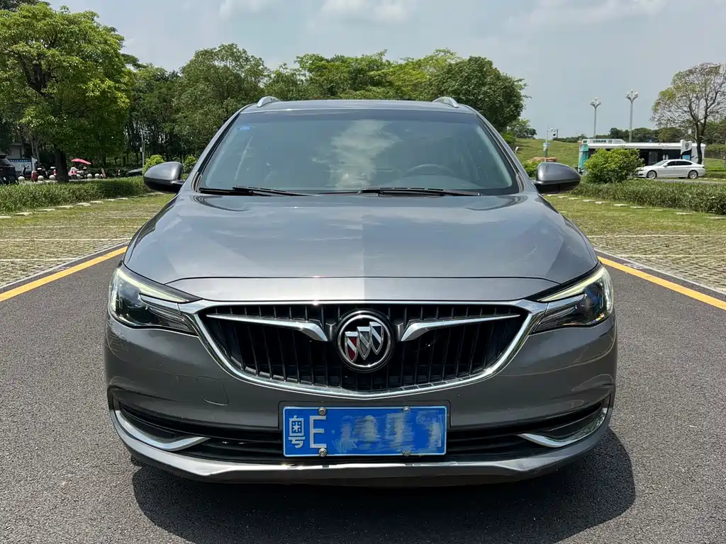 Buick Excelle 2019 — фото 1