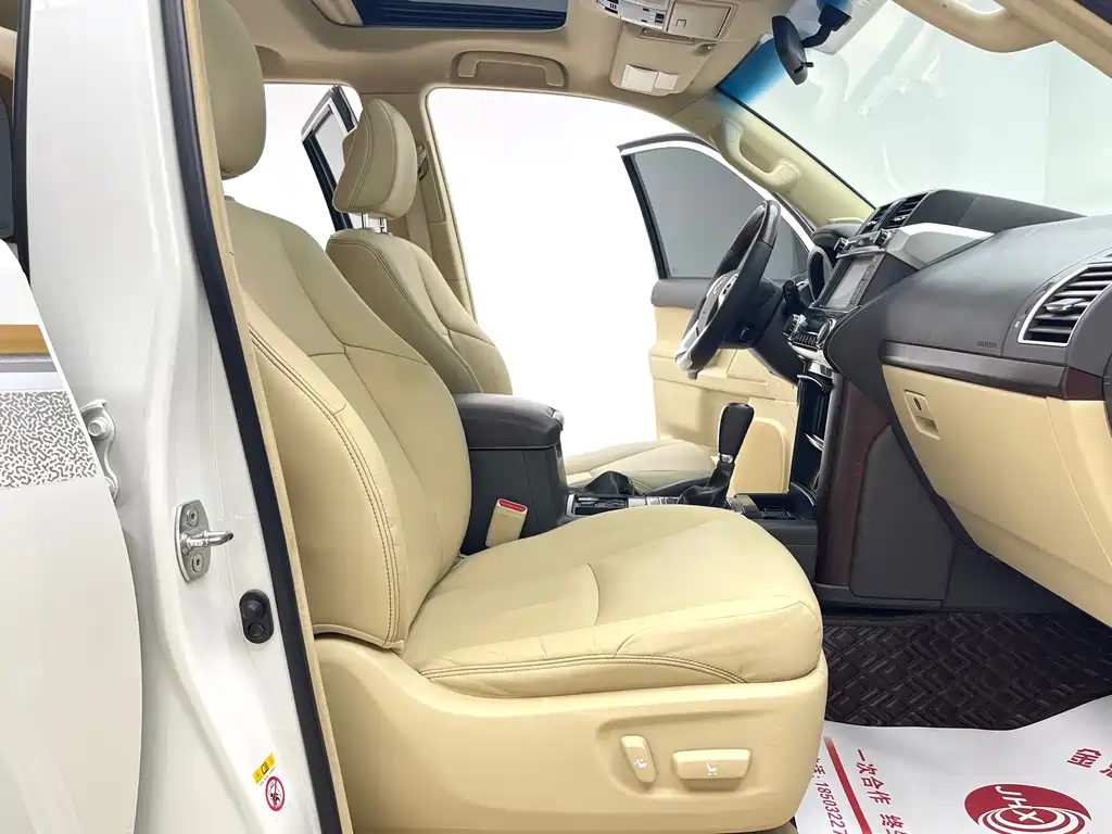 Toyota Prado 2017 — фото 10