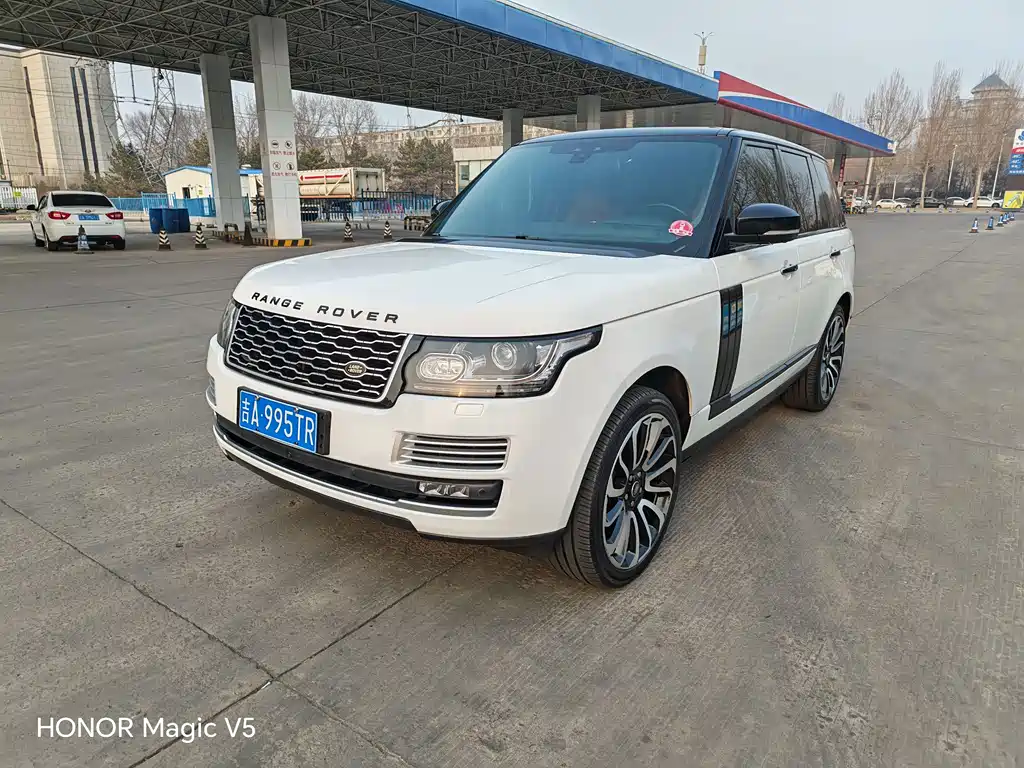Land Rover Range Rover 2018 — фото 1