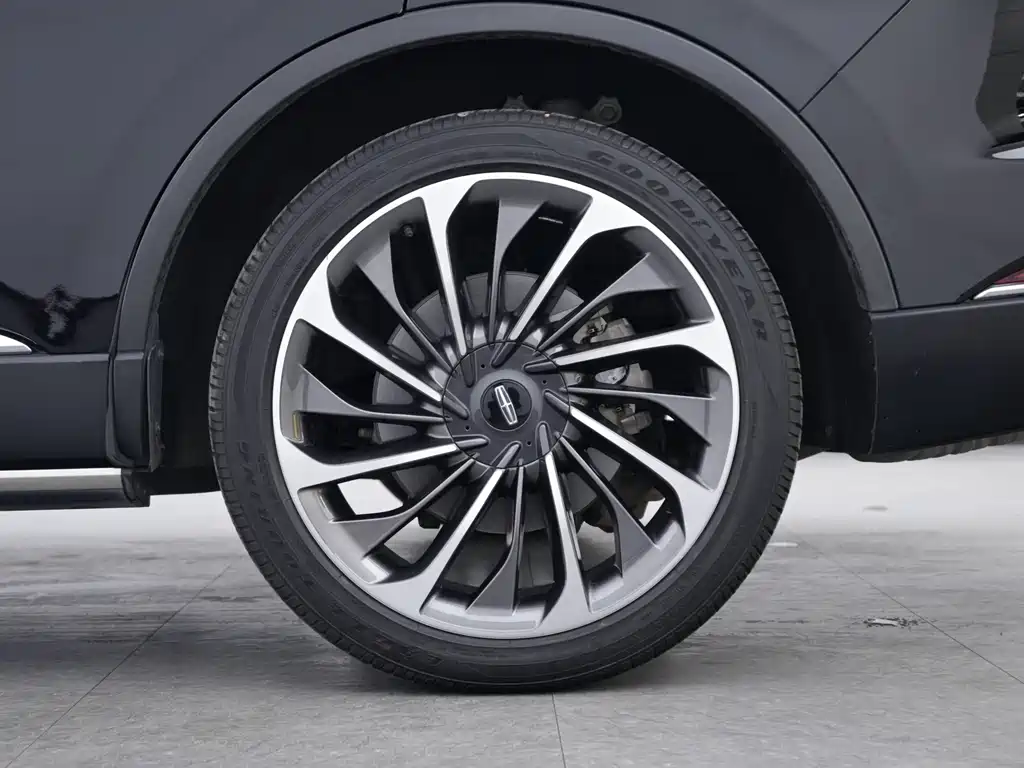 Lincoln Aviator 2021 — фото 10