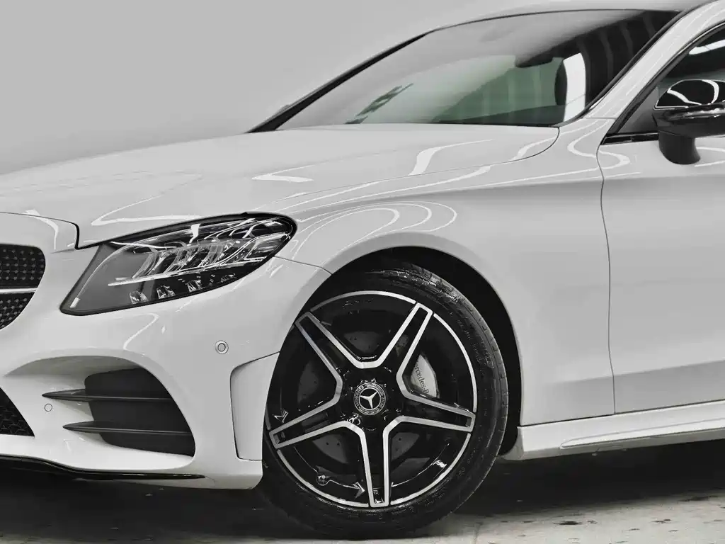 Mercedes-Benz C-Class 2023 — фото 6