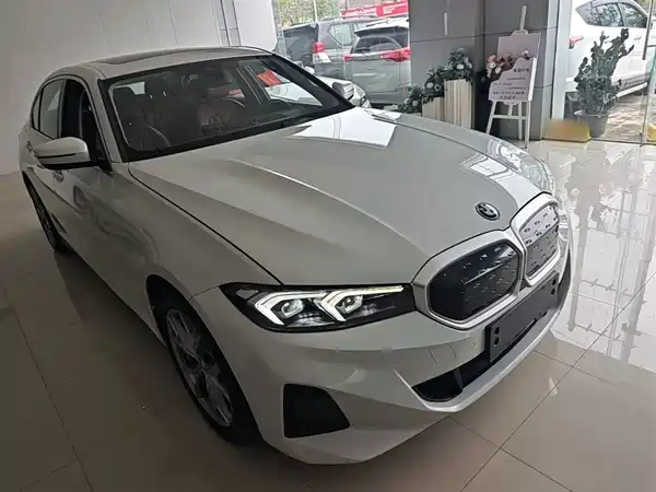 BMW i3 2024