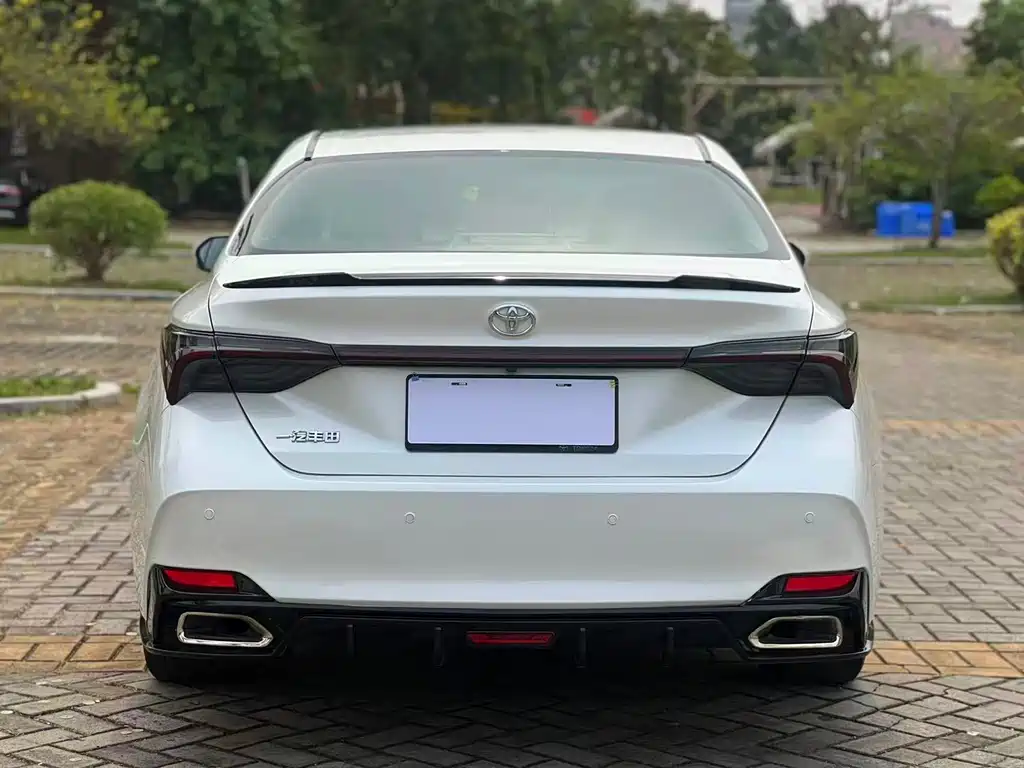 Toyota Avalon 2022 — фото 19