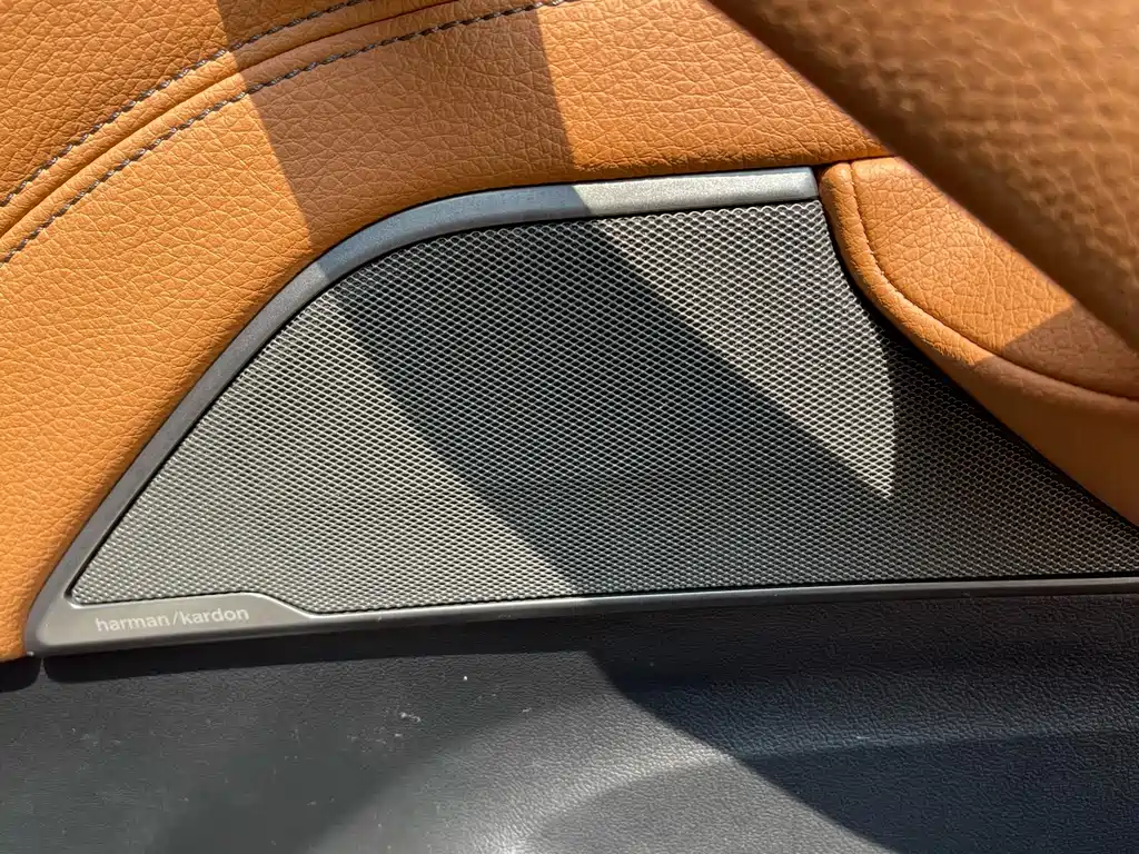 BMW 5 Series 2018 — фото 13