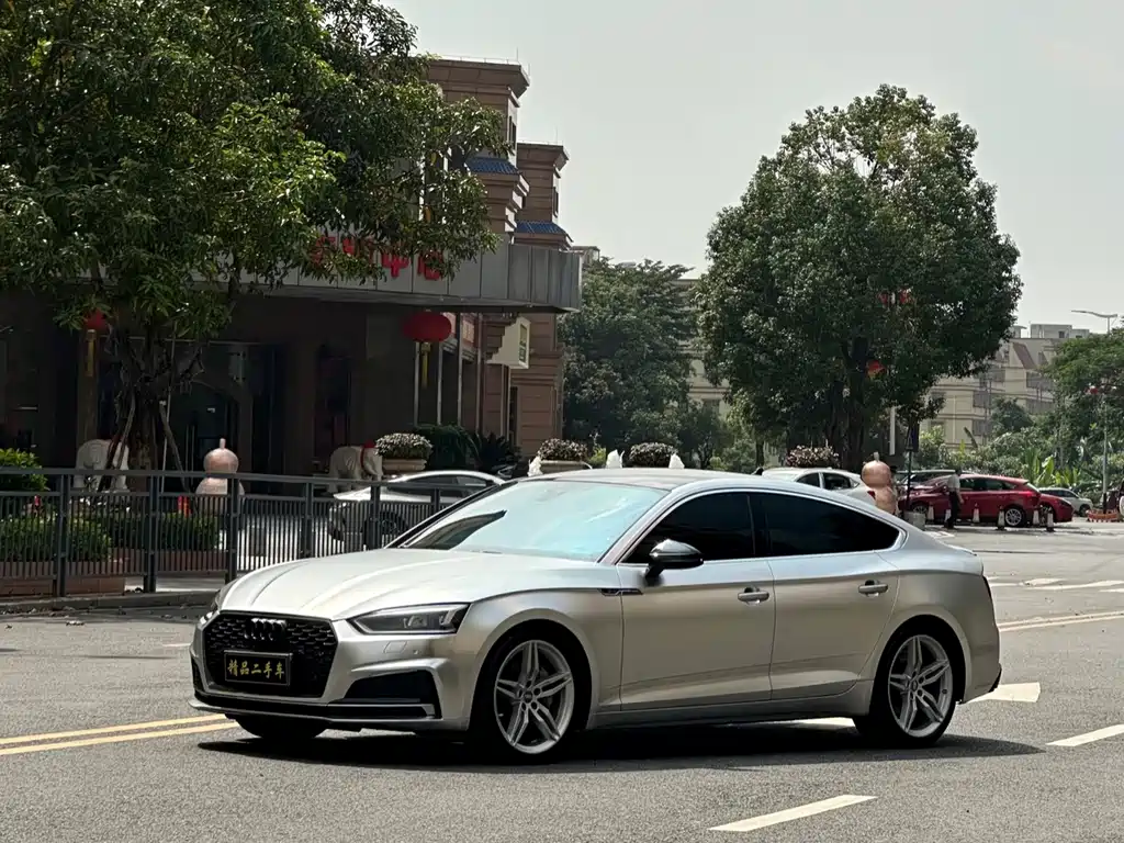 Audi A5 2019 — фото 1