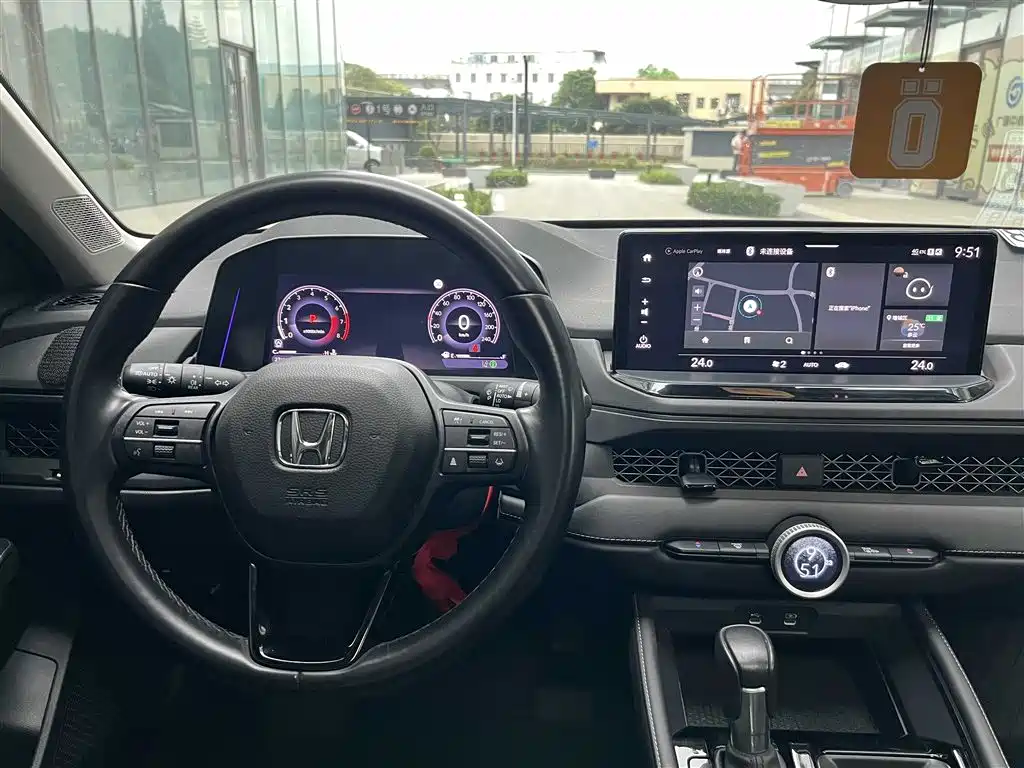 Honda Accord 2024 — фото 15