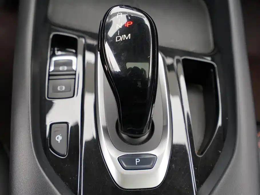 Haval F7 2021 — фото 11