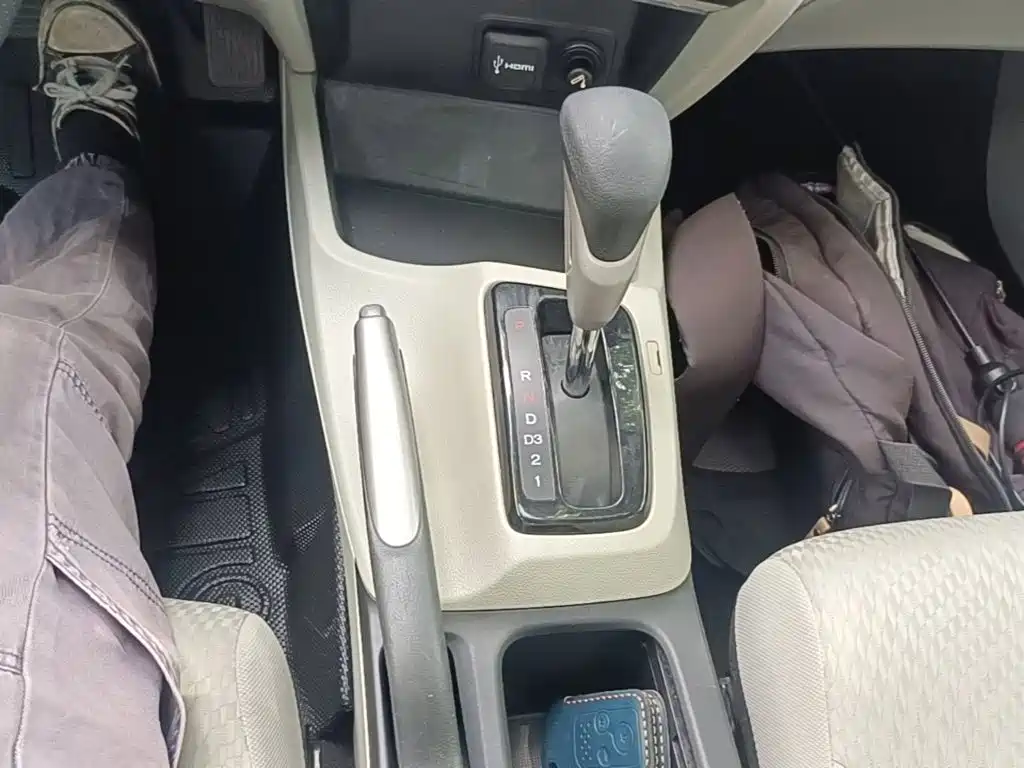 Honda Civic 2015 — фото 14