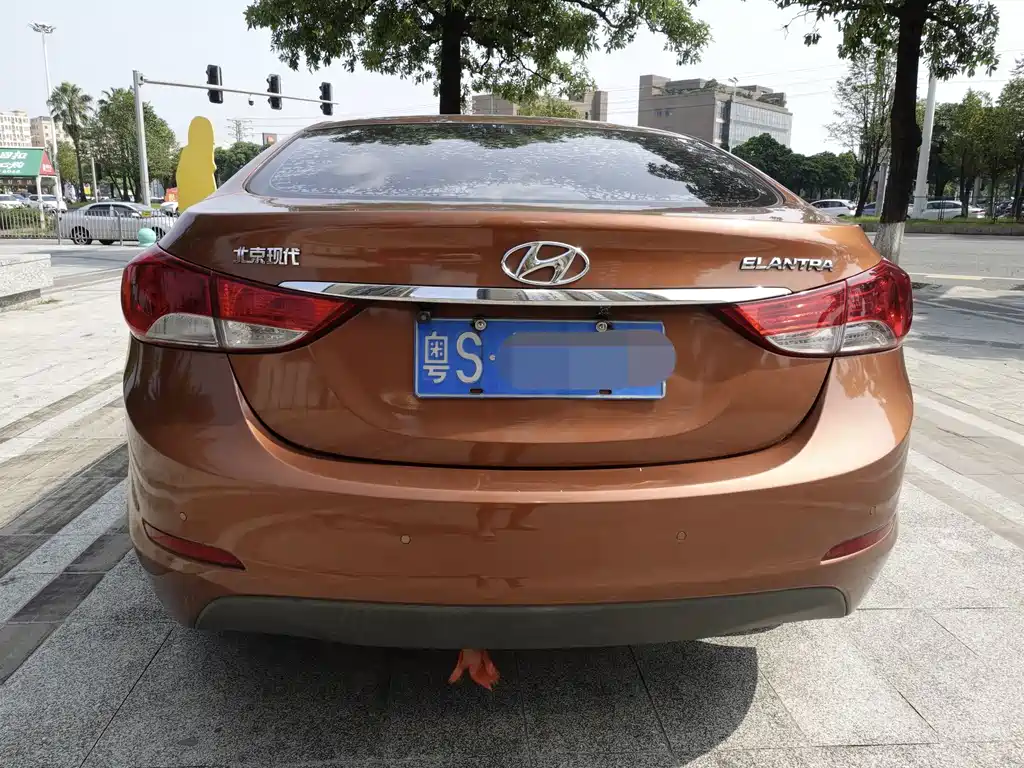 Hyundai Elantra Langdong 2016 — фото 5