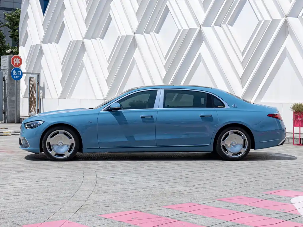 Mercedes-Benz Maybach S-Class 2023 — фото 7