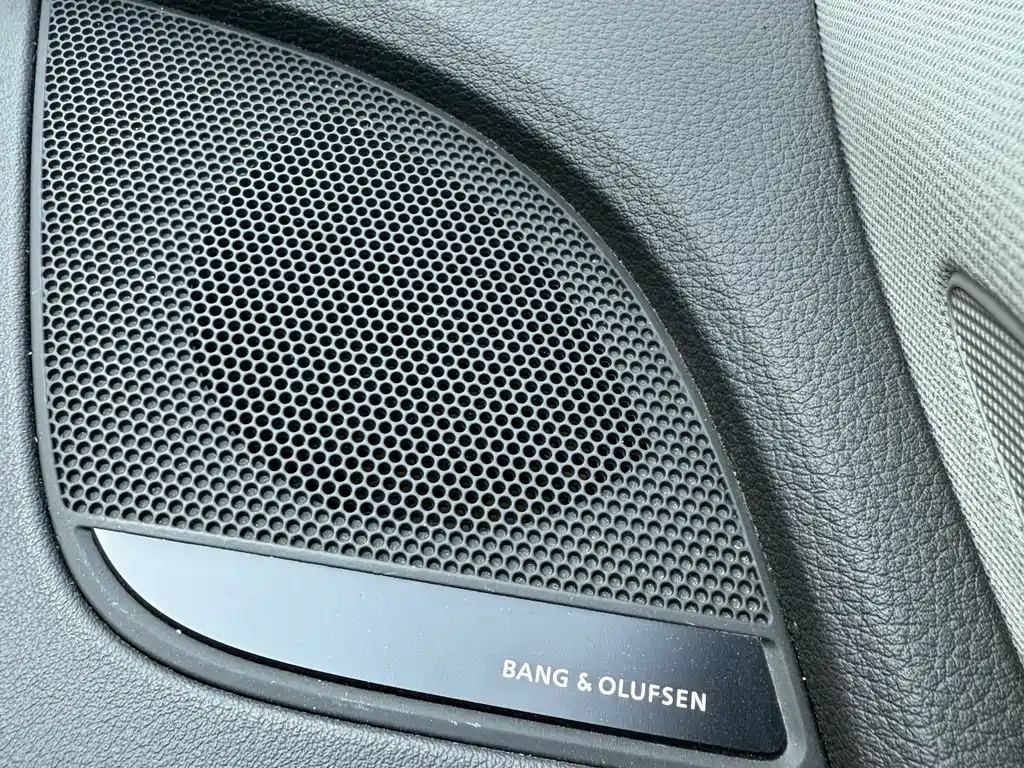 Audi Q5L 2021 — фото 8