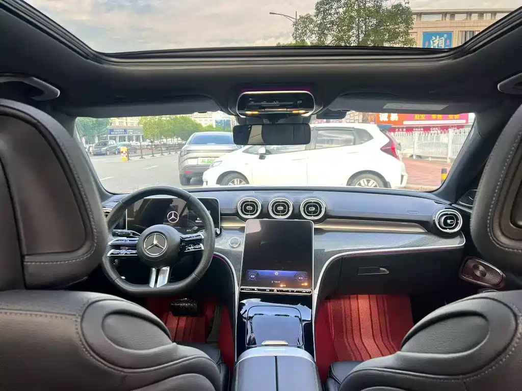 Mercedes-Benz C-Class 2023