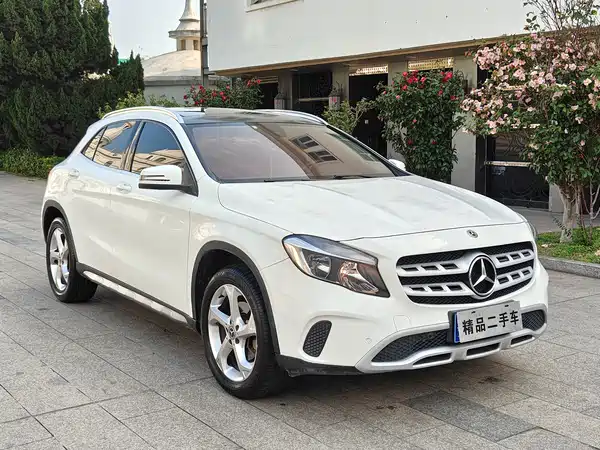 Mercedes-Benz GLA 2018