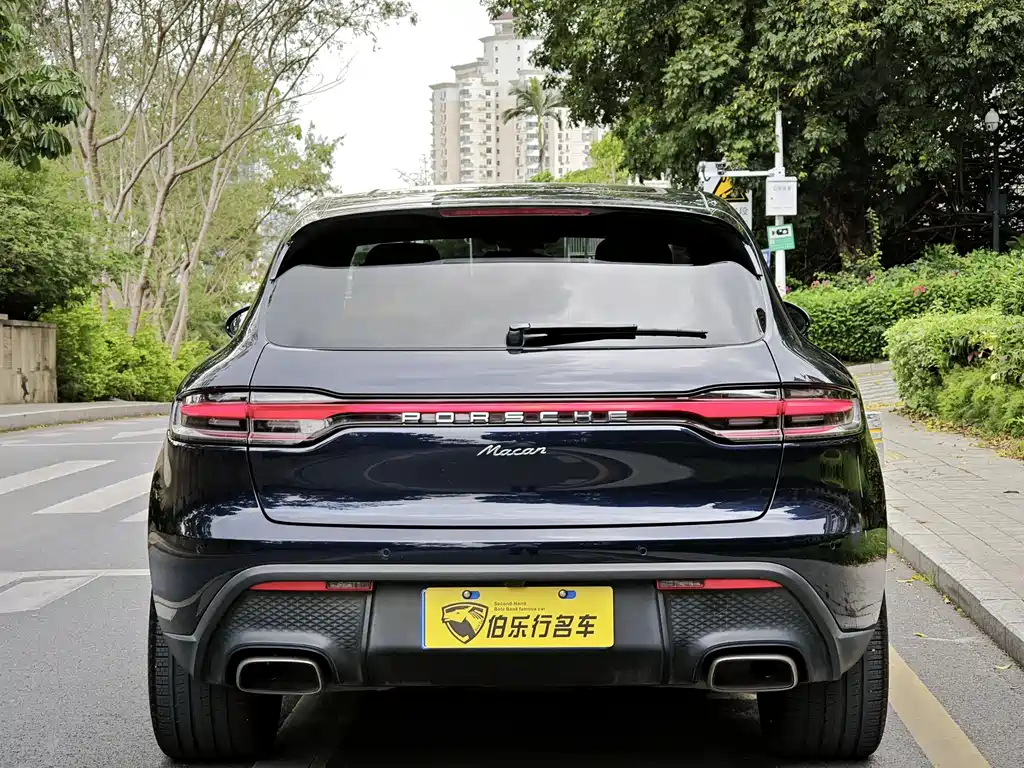 Porsche Macan 2022 — фото 28
