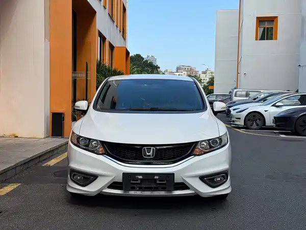 Honda Jade 2014