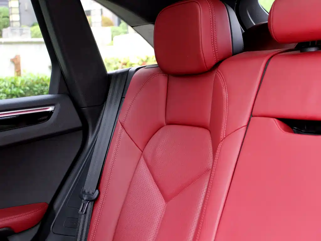 Porsche Macan 2022 — фото 21