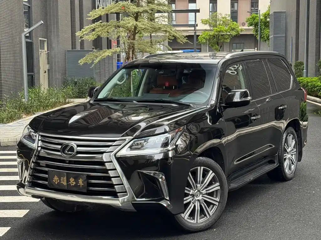 Lexus LX 2016