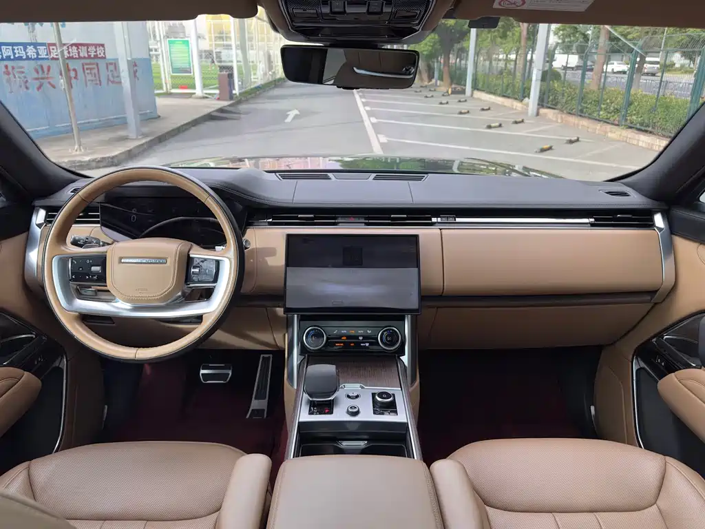 Land Rover Range Rover 2022 — фото 20