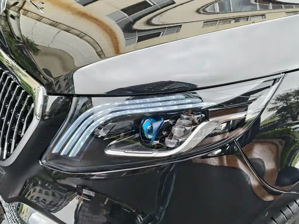 Mercedes-Benz Vito 2022 — фото 15