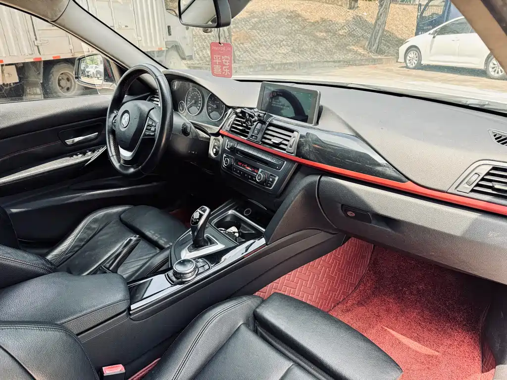 BMW 3 Series 2013 — фото 28