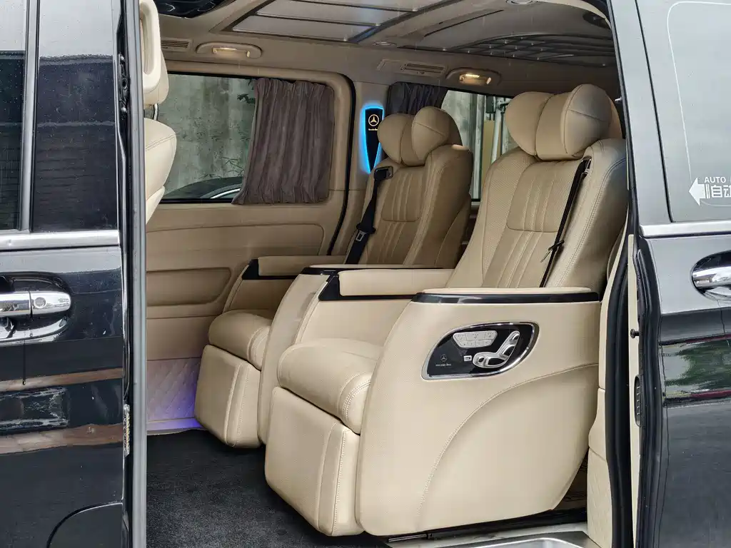 Mercedes-Benz Vito 2022 — фото 31