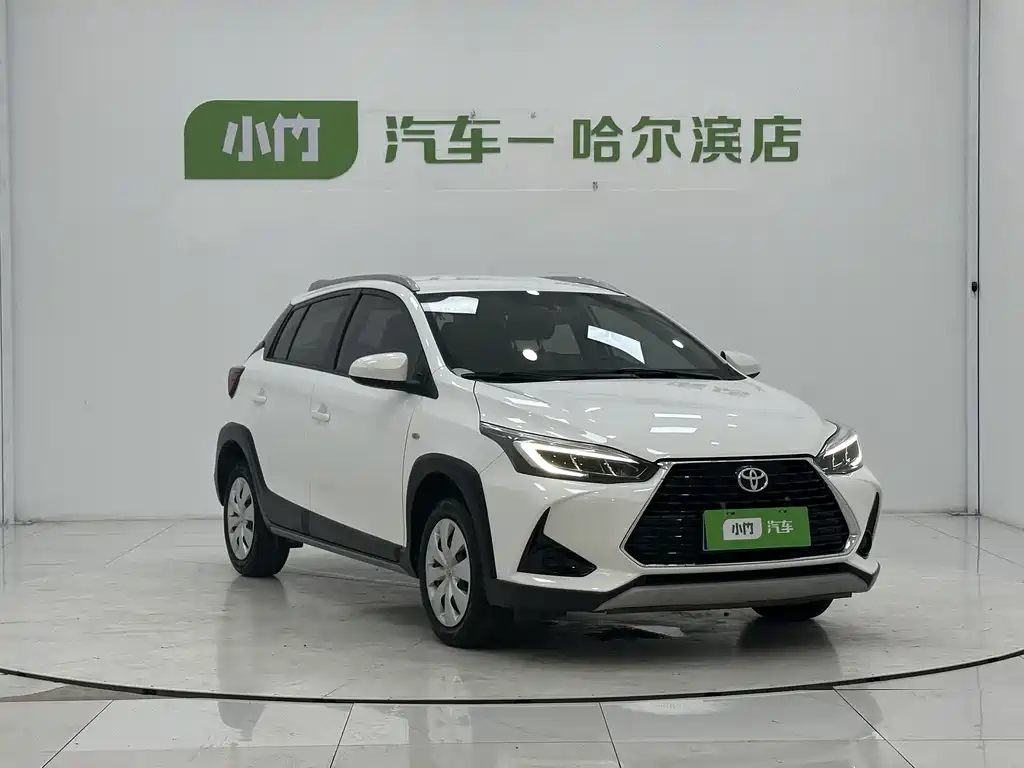 Toyota Yaris L 2021