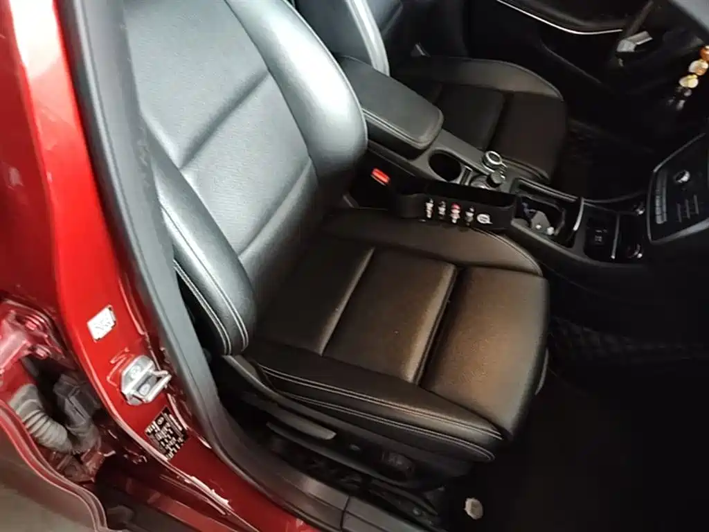 Mercedes-Benz GLA 2018 — фото 25