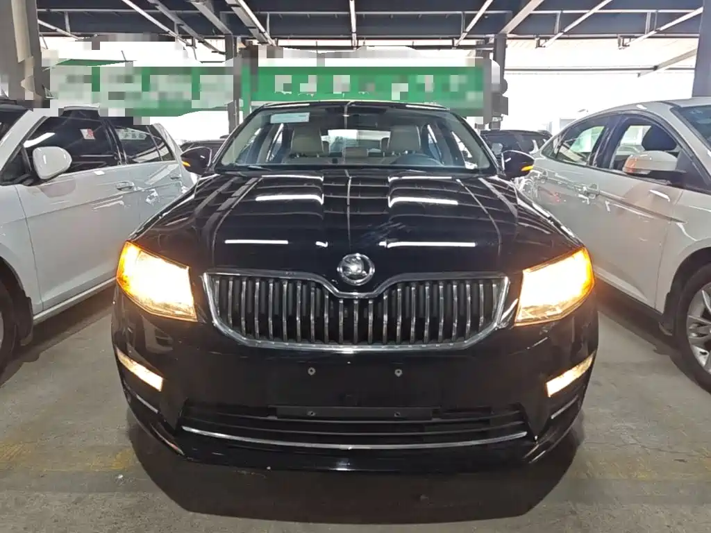Skoda Octavia 2016 — фото 3