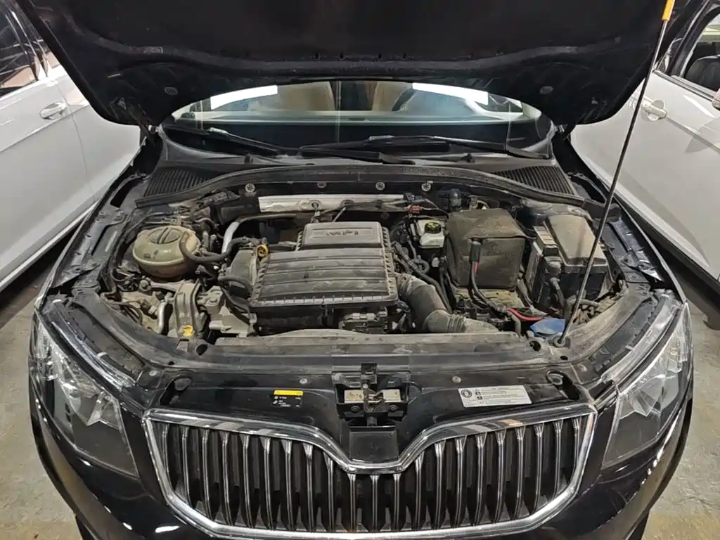 Skoda Octavia 2016 — фото 16